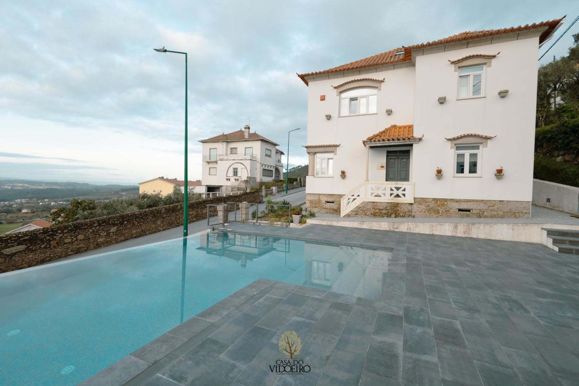 Casa Do Vidoeiro Apartment เซยา ภายนอก รูปภาพ
